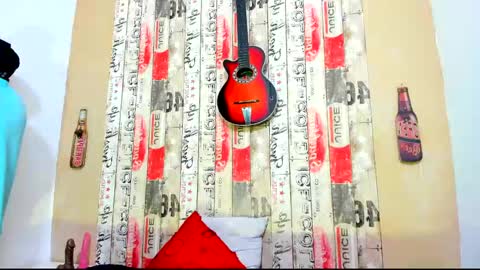 ZHAMIRA  ANDRES online show from December 2024 04:47:02 AM