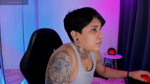 Snapshot of zhoestrong chatting on April 2026 02:56:01 PM zhoestrong online show from April 2026 02:56:01 PM