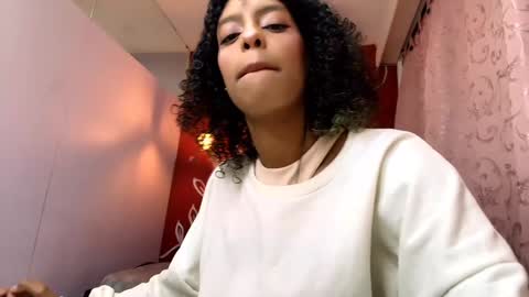 Snapshot of zia_green chatting on December 2024 11:57:02 AM Zia Green online show from December 2024 11:57:02 AM