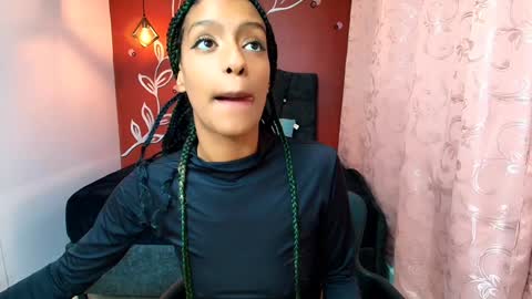 Snapshot of zia_green chatting on December 2024 10:34:02 PM Zia Green online show from December 2024 10:34:02 PM