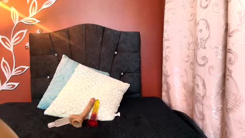 Snapshot of zia_green chatting on December 2024 11:16:01 PM Zia Green online show from December 2024 11:16:01 PM