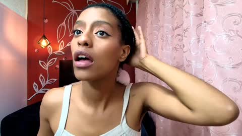 Snapshot of zia_green chatting on December 2024 08:05:02 AM Zia Green online show from December 2024 08:05:02 AM