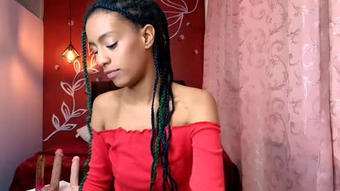 Snapshot of zia_green chatting on January 2025 03:06:01 PM Zia Green online show from January 2025 03:06:01 PM