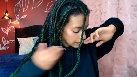 Snapshot of zia_green chatting on January 2025 12:04:02 PM Zia Green online show from January 2025 12:04:02 PM