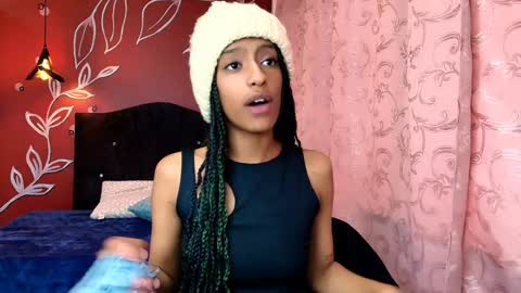 Snapshot of zia_green chatting on January 2025 03:29:01 PM Zia Green online show from January 2025 03:29:01 PM