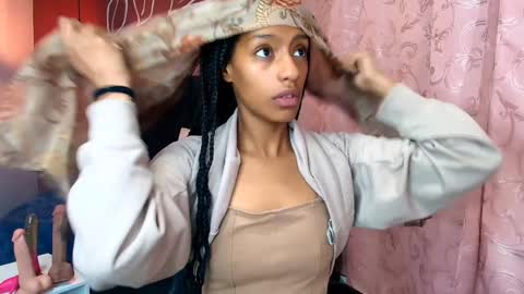 Snapshot of zia_green chatting on January 2025 12:21:01 PM Zia Green online show from January 2025 12:21:01 PM