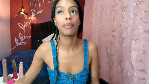 Snapshot of zia_green chatting on January 2025 07:48:01 PM Zia Green online show from January 2025 07:48:01 PM