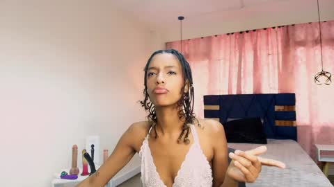 Snapshot of zia_green chatting on February 2025 12:17:02 PM Zia Green online show from February 2025 12:17:02 PM