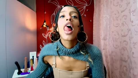 Snapshot of zia_green chatting on February 2025 07:49:01 PM Zia Green online show from February 2025 07:49:01 PM