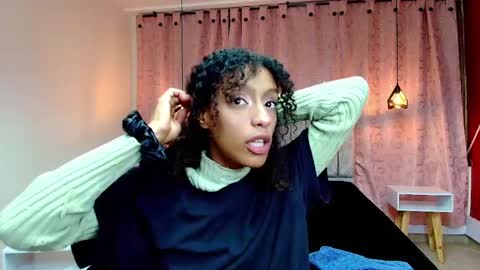 Snapshot of zia_green chatting on March 2025 05:00:02 AM Zia Green online show from March 2025 05:00:02 AM