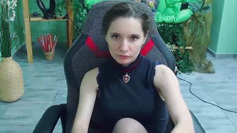 Snapshot of zianichols chatting on March 2025 02:37:02 AM zianichols online show from March 2025 02:37:02 AM