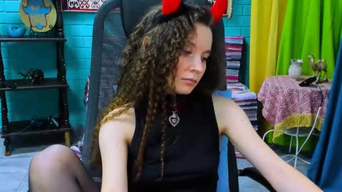 Snapshot of zianichols chatting on March 2025 06:19:02 PM zianichols online show from March 2025 06:19:02 PM