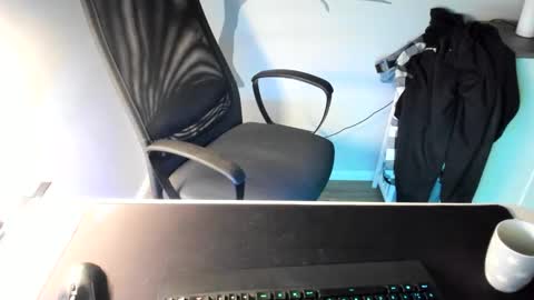 ziemlichflutschig online show from February 2025 06:10:02 AM