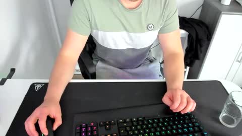 ziemlichflutschig online show from March 2025 01:40:02 PM