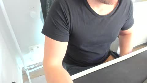 ziemlichflutschig online show from March 2026 06:51:02 AM