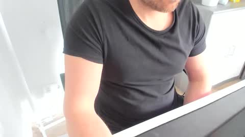 ziemlichflutschig online show from April 2026 01:05:02 PM