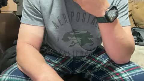 Snapshot of zimmy22 chatting on April 2026 10:31:01 AM Zimmy22 online show from April 2026 10:31:01 AM