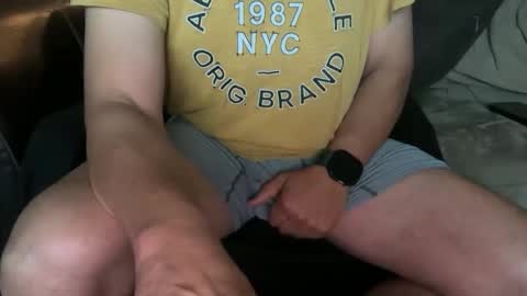 Snapshot of zimmy22 chatting on April 2026 09:37:01 AM Zimmy22 online show from April 2026 09:37:01 AM