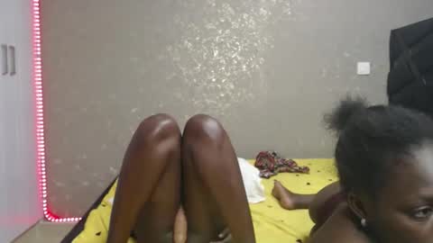 Zinadine online show from February 2026 06:52:02 AM