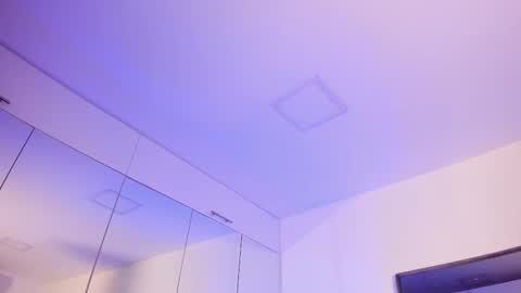 Nia  online show from January 2026 11:34:02 AM