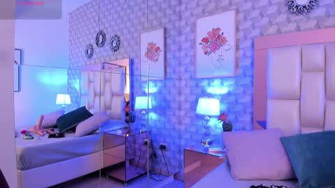 Snapshot of zinnia_mosley chatting on March 2026 11:27:01 AM Nia online show from March 2026 11:27:01 AM