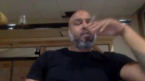 Snapshot of zionlion22 chatting on January 2025 02:22:01 AM zionlion22 online show from January 2025 02:22:01 AM