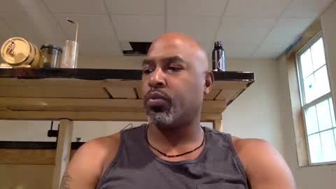 Snapshot of zionlion22 chatting on October 2025 01:00:02 PM zionlion22 online show from October 2025 01:00:02 PM