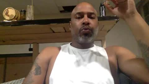 Snapshot of zionlion22 chatting on October 2025 02:00:01 AM zionlion22 online show from October 2025 02:00:01 AM