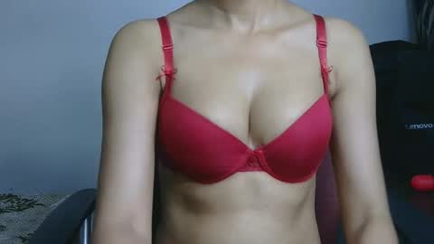Snapshot of ziyaa_1 chatting on October 2025 04:00:01 AM Ziyaa online show from October 2025 04:00:01 AM