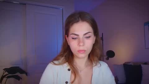 Zara  Join next live  at 5PM EST  online show from October 2025 09:41:01 PM