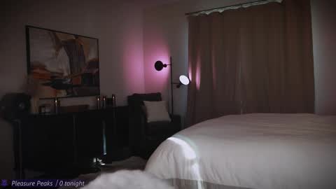 Snapshot of zlicious chatting on March 2026 10:03:02 PM Zara Join next live at 5PM EST online show from March 2026 10:03:02 PM