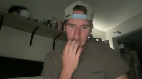 Gregm0419 online show from October 2025 04:24:02 PM