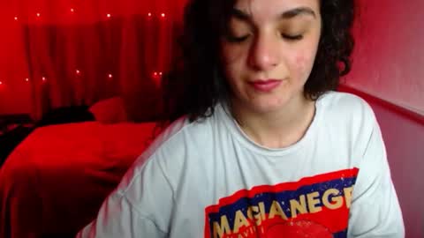 zoe_0111 online show from February 2025 06:19:01 PM