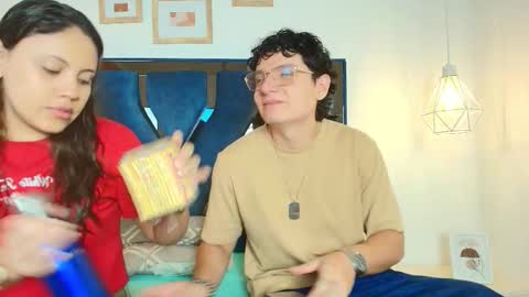 Snapshot of zoe_and_dylan_ chatting on March 2026 12:10:02 PM Zoe and dylan online show from March 2026 12:10:02 PM