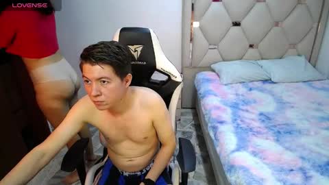 ZOE AND JACK online show from April 2026 08:36:02 PM