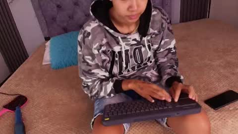 Zoe Blake online show from June 2026 04:13:01 AM