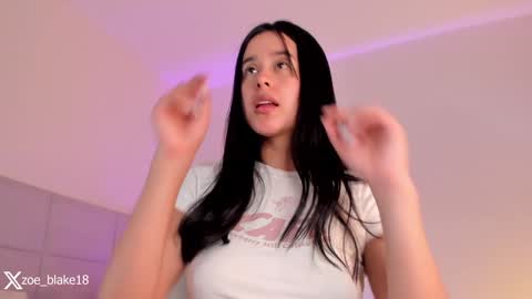 Zoe online show from December 2024 02:48:02 PM