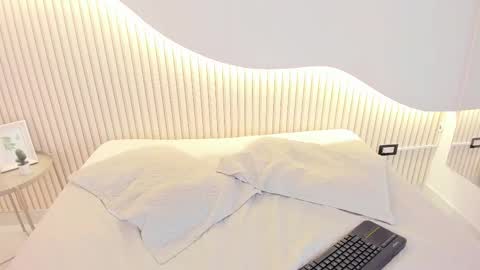 zoe_blunt_one online show from March 2026 11:49:02 AM