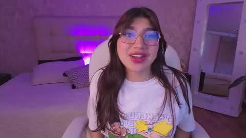 zoe  online show from September 2025 05:01:02 AM