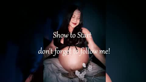 Snapshot of zoe_caroline chatting on February 2026 12:40:01 AM Hola soy Zoe 3 online show from February 2026 12:40:01 AM