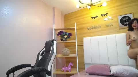 zoe_ch_ online show from February 2025 10:09:02 PM