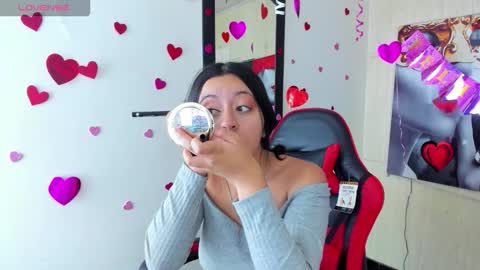 Z O E online show from March 2026 07:21:02 PM