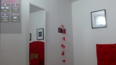 Zoe online show from January 2025 09:51:02 PM