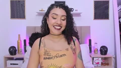 Zoe Gruber online show from October 2025 07:38:01 PM