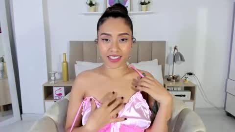 Snapshot of zoe_gruber chatting on May 2026 11:45:02 PM Zoe Gruber online show from May 2026 11:45:02 PM