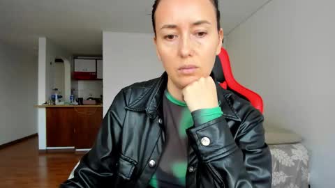 Snapshot of zoe_jeane_beker chatting on February 2026 10:06:02 PM ZOE online show from February 2026 10:06:02 PM