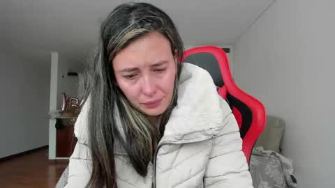 Snapshot of zoe_jeane_beker chatting on April 2026 09:08:02 PM ZOE online show from April 2026 09:08:02 PM