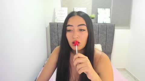 Snapshot of zoe_jones7 chatting on February 2025 03:21:02 AM zoe_jones7 online show from February 2025 03:21:02 AM