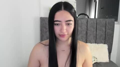 Snapshot of zoe_jones7 chatting on September 2025 03:28:01 AM zoe_jones7 online show from September 2025 03:28:01 AM
