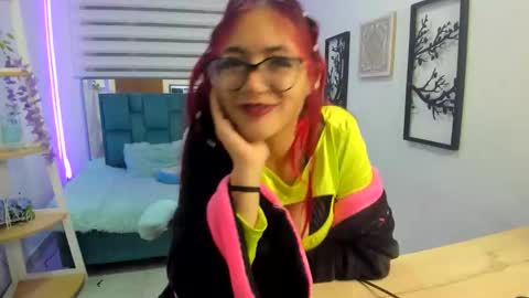 zoe_jonesx online show from April 2026 03:56:01 AM